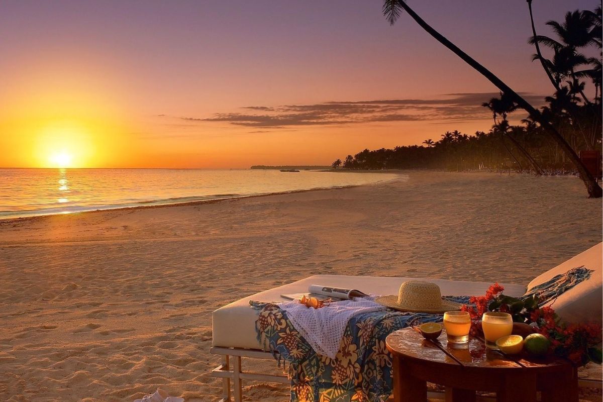 Island Romance Retreat